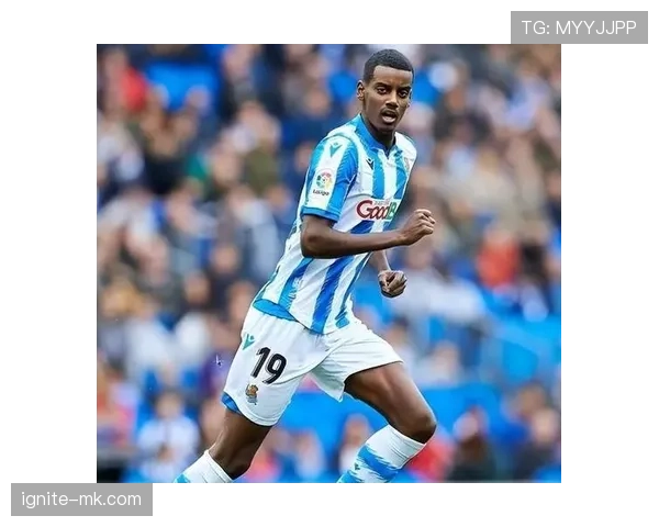 伊萨克展现进攻潜力，突破点解析助推球队战术升级表现抢眼